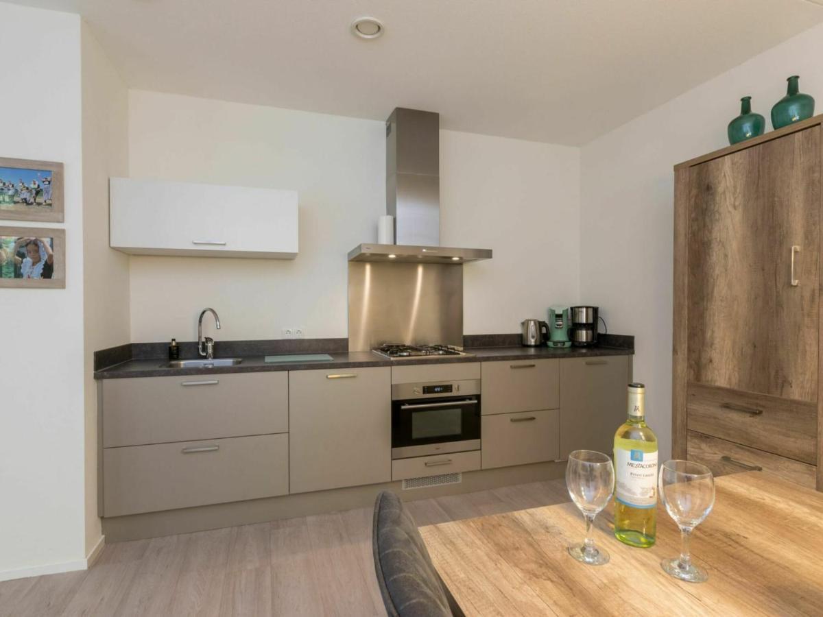 Luxurious Apartment In Koudekerke Near Beach Экстерьер фото
